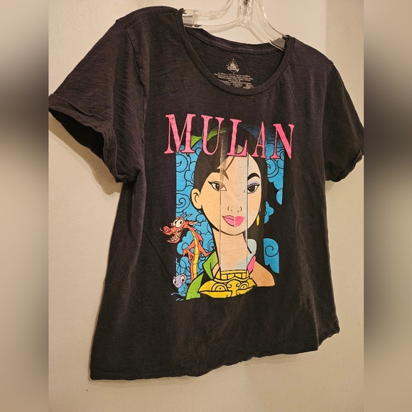 Vintage Disney's Mulan Graphic T-shirt | Size Medium - Picture 3 of 6